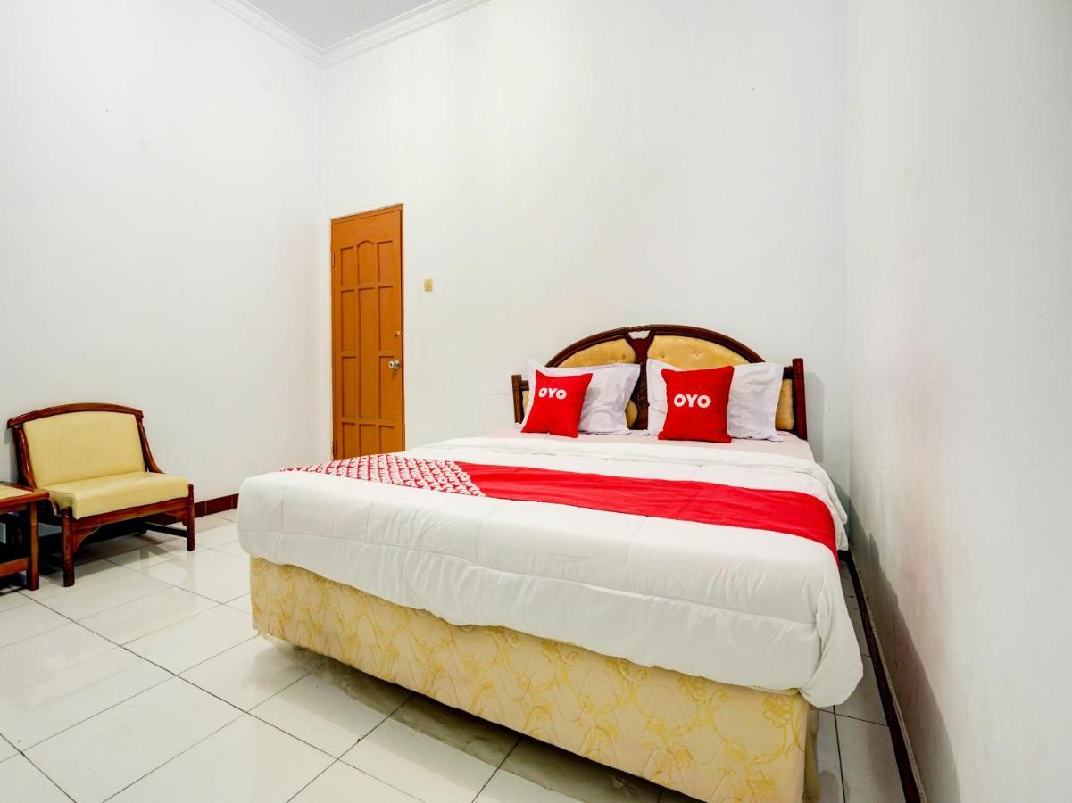 Super Oyo 90118 Hotel Diamond Syariah Subang Extérieur photo